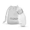 A white electronic nasal aspirator and its storage bag are displayed against a white background. Anteprima dell’immagine prodotto