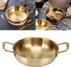 A collage of images showing a gold Korean ramen pot, with one image showing it being used to eat noodles. Produktbild-Vorschau