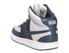 A rear view of a Nike Court Vision Mid NN sneaker. Anteprima dell’immagine prodotto
