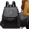 EDIBAZZAR | Eleganter schwarzer Damenrucksack aus  im Produktbild-Vorschau 1