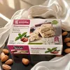 Kandylas Halva Mandel Stevia 400 g auf weißer Seide mit Mandeln Produktbild-Vorschau