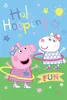 Two cartoon characters, Peppa Pig and Suzy Sheep, are hula hooping in a grassy field under a blue sky with stars and a sun. Anteprima dell’immagine prodotto