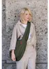 reisenthel borsa a tracolla Moonbag Cord Dark Matcha verde Anteprima dell’immagine prodotto 6