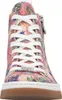 A close-up front view of a single shoe. Voir les images du produit