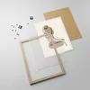 Gerahmtes Poster - Rahmen in heller Eiche - Linie Kunst Produktbild-Vorschau 4