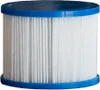 A cylindrical pool filter cartridge with white pleated filter material and blue plastic caps on the top and bottom. Produktbild-Vorschau