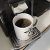 Der Klügere kippt Sekt nach Glitzer-Kaffeebecher Produktbild-Vorschau 7