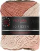 A ball of yarn with a label showing product information and suggestions for projects. Produktbild-Vorschau