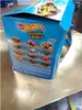 Hot Wheels 1 : 64 World Race Sac à roulettes, 1 pièce Voir les images du produit 17