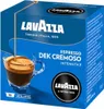 A box of Lavazza Dek Cremoso coffee capsules, with a cup of coffee being poured. Produktbild-Vorschau
