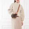 Borsa a tracolla da donna Michael Kors, modello Anteprima dell’immagine prodotto 6