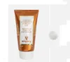 A product shot of a tube of self-tanning lotion next to a dollop of the product. Produktbild-Vorschau