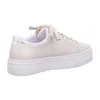 A side view of a beige platform sneaker with white laces and a silver accent on the heel. Náhled obrázku produktu