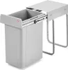 A gray trash can with a pull-out mechanism and a metal frame, shown against a white background. Voir les images du produit