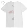 A white t-shirt split down the middle, with one half showing stains and the other half clean. Produktbild-Vorschau