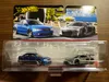 A Hot Wheels Premium Car Culture Zestaw 2 Aut Audi S4 quattro i Audi R8 LMS JDY82 toy car set in its packaging. Voir les images du produit