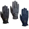 Three pairs of gloves in different colors arranged on a white background. Produktbild-Vorschau
