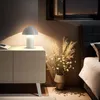 Petite lampe de table rétro KADE, dimmable - blanc Voir les images du produit 8