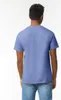 A person wearing a blue t-shirt and jeans, viewed from the back. Produktbild-Vorschau