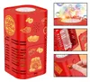 Rote Bubble-Maschine mit goldenen chinesischen Schriftzeichen und Symbolen, gezeigt mit Nahaufnahmen von Blasenausstoß, Batteriefach und Einschaltknopf Náhled obrázku produktu
