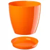 A product shot of an orange plastic plant pot with a matching saucer, isolated on a white background. Podgląd zdjęcia produktu