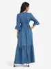 Langes Damenkleid mit Glockenärmeln, V-Ausschnitt und Produktbild-Vorschau 3