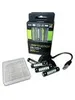 A product shot of AAA batteries and a charger. Anteprima dell’immagine prodotto