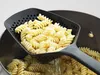 Łyżka cedzakowa L Scoop Plus, czarno-szara / Joseph Joseph Podgląd zdjęcia produktu 9