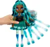 A hand holding a doll with teal hair and blue eyes, with motion blur effects showing its legs moving. Anteprima dell’immagine prodotto