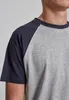 Urban Classics - RAGLAN Contrast T-Shirt grau / navy - XXL Podgląd zdjęcia produktu 14
