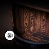 Close-up view of the interior of a wooden barrel, showing the wood grain and texture. Produktbild-Vorschau