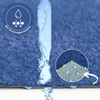 Rückseite des Nadelfilz Bodenbelags mit Drainagenoppen für den Wasserabfluss Produktbild-Vorschau