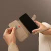 Selencia Riva Bookcase met MagSafe en Koord voor de Samsung Productafbeelding-voorbeeld 6