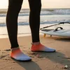 Scarpe da acqua da uomo Scarpe da spiaggia Scarpe da bagno Anteprima dell’immagine prodotto 2