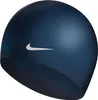 A dark blue Nike swim cap with a white Nike swoosh logo. Anteprima dell’immagine prodotto