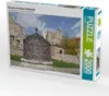 CALVENDO Puzzle Brunnen auf Schloss Hellenstein 2000 Teile Produktbild-Vorschau 2
