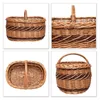 A collage of four images showing different views of a wicker basket. Náhled obrázku produktu