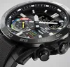 A close-up, detailed shot of a Casio Edifice Bluetooth men's watch. Voir les images du produit