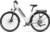 A studio shot of a white electric bicycle against a white background. Anteprima dell’immagine prodotto