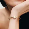 Pandora Charm Engravable Sparkling Button pozłacany Podgląd zdjęcia produktu 6