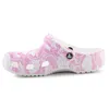 scarpe Crocs Classic Duke Print Clog 2100036WY Anteprima dell’immagine prodotto 4