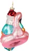 A close-up side view of a glass Christmas ornament depicting a gnome wearing a Santa hat and riding a pink flamingo pool float. Voir les images du produit