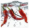 Wanduhr aus Glas mit Motiv Chilis im Wasser- 30 x 30 cm - Produktbild-Vorschau 1