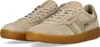 A pair of beige Gola sneakers with gum soles. Produktbild-Vorschau