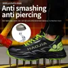 A close-up marketing image of a safety shoe, demonstrating its protective features against piercing and smashing. Produktbild-Vorschau