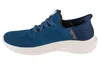 A side view of a blue Skechers sneaker with a white sole. Voir les images du produit