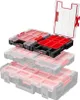 A stack of modular tool organizers with clear lids and red inserts, with the top organizer open to reveal compartments. Anteprima dell’immagine prodotto