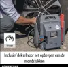 A person is using a portable power station with a tire inflator to inflate a car tire. Produktbild-Vorschau