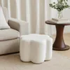 Pouf Blume YORE, Bouclé, 34 x 34 x 29 cm Produktbild-Vorschau 2