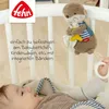 Fehn Mini boîte à musique 20 cm - Loutre Voir les images du produit 2
